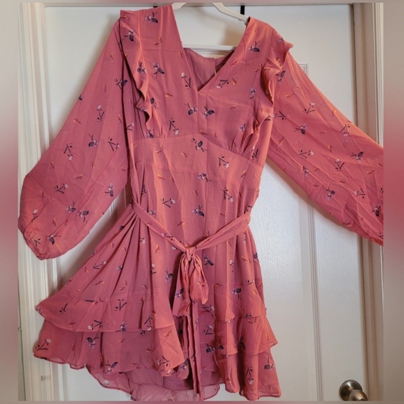 🎀 City Chic Pink Ruffled Tie Front Sundress 🎀 - Picture 2 of 10